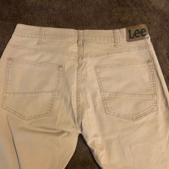 LEE Khakis (Tan) - Picture 3 of 4